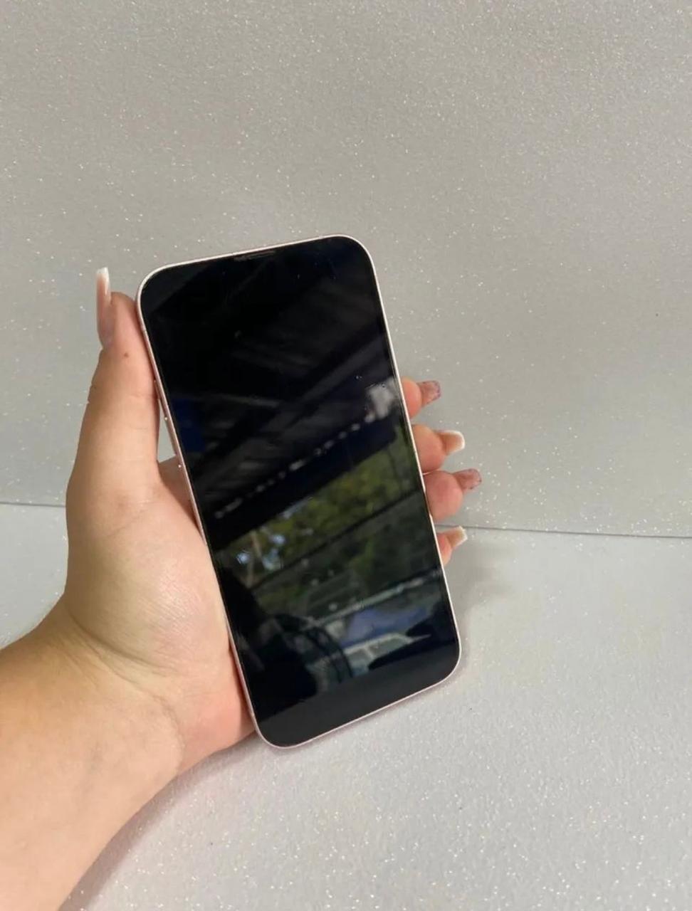 Iphone 13  - 4