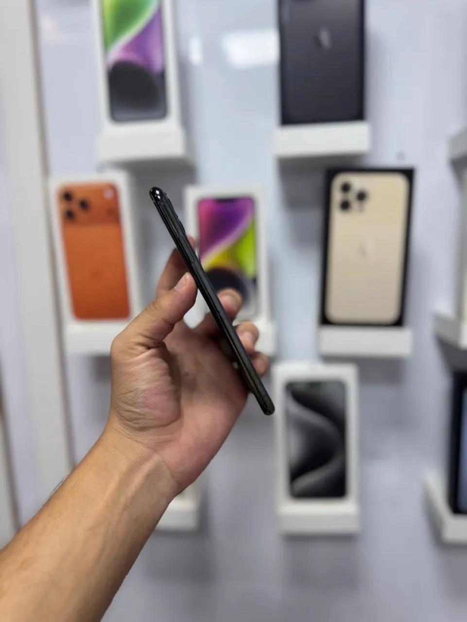 Iphone 11 Pro Max - 6