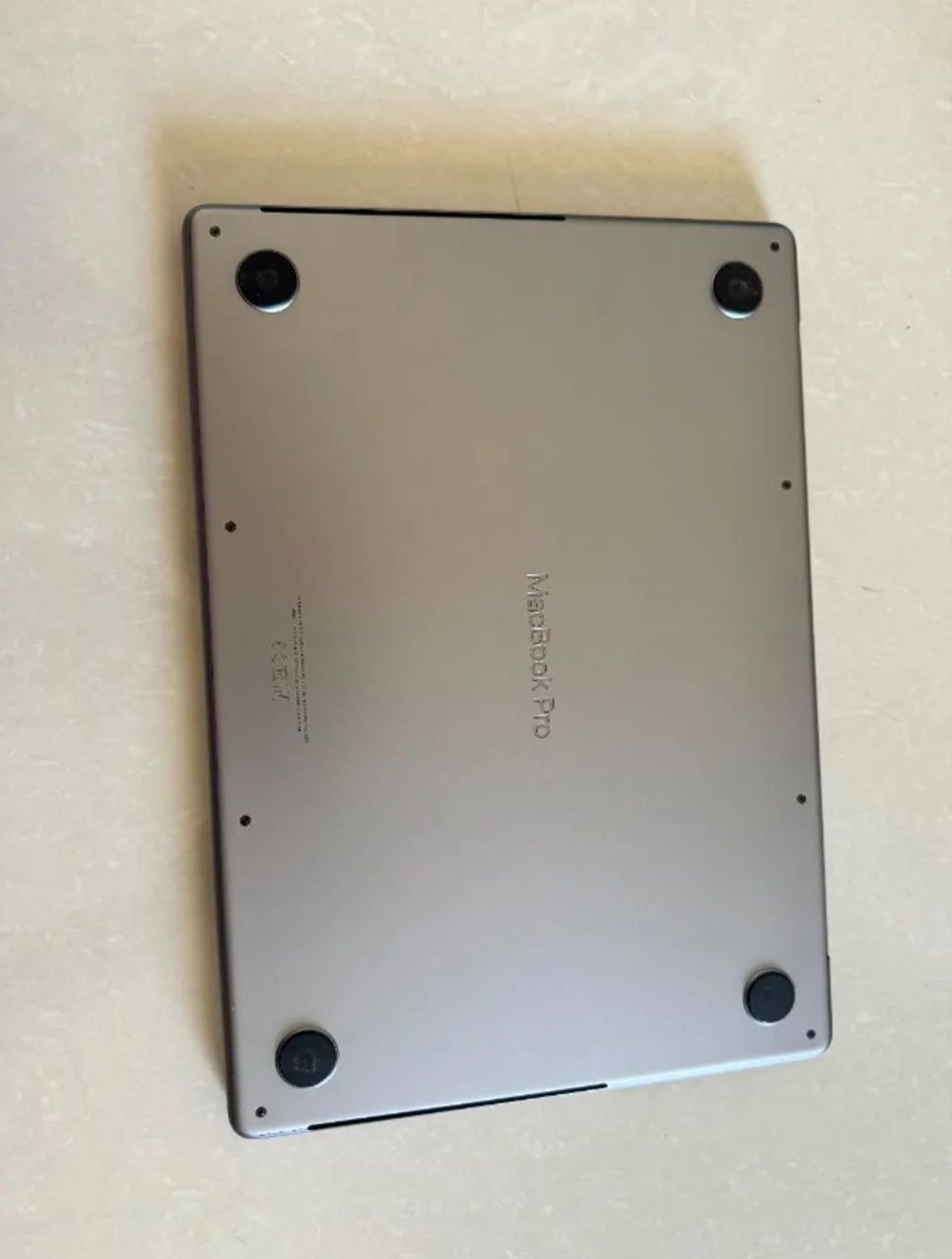 Macbook Pro - 3
