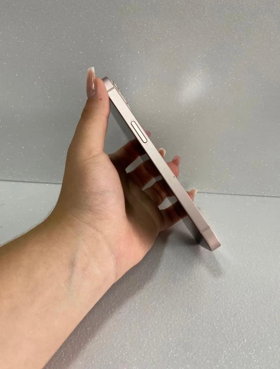 Iphone 13  - 2