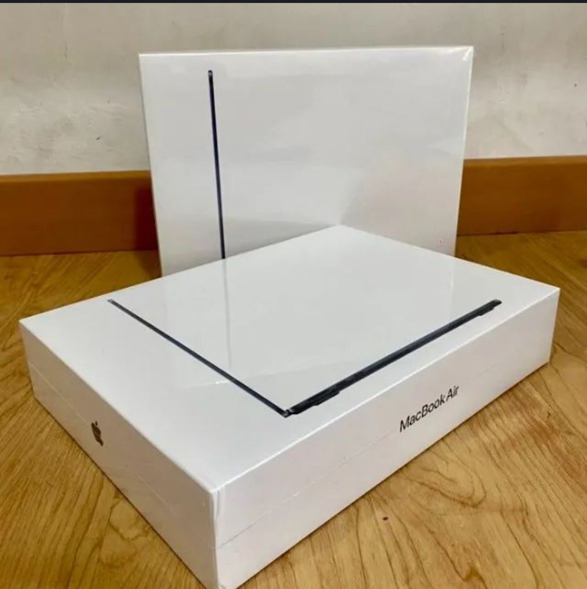 Macbook Air  - 2